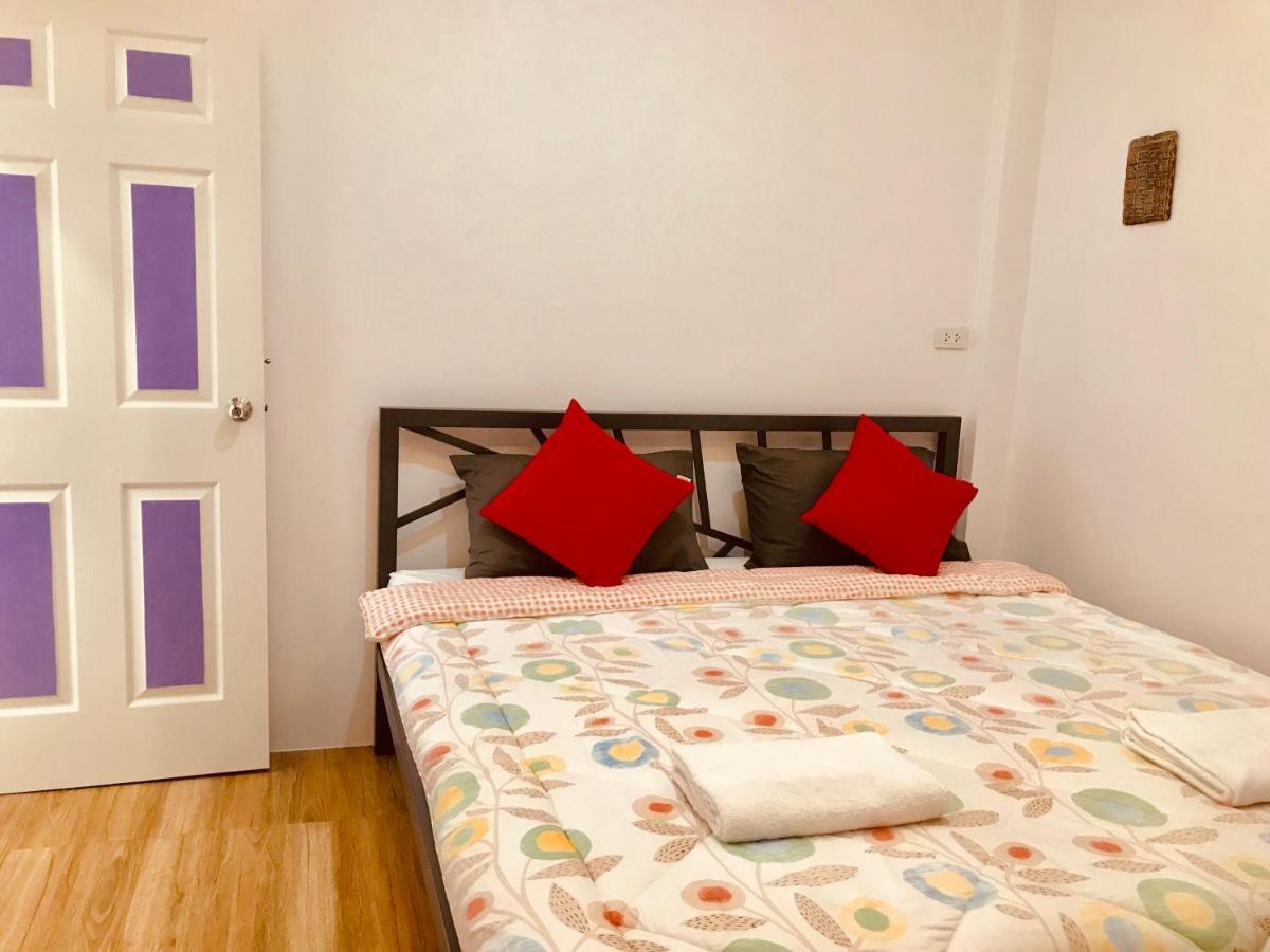 Dragon XIV Hostel Bangkok Ngoại thất bức ảnh