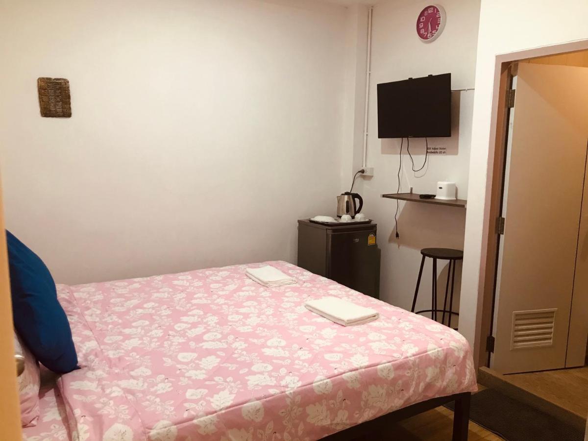 Dragon XIV Hostel Bangkok Ngoại thất bức ảnh