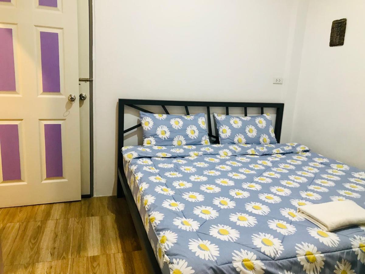 Dragon XIV Hostel Bangkok Ngoại thất bức ảnh