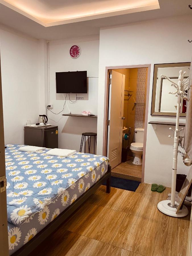 Dragon XIV Hostel Bangkok Ngoại thất bức ảnh