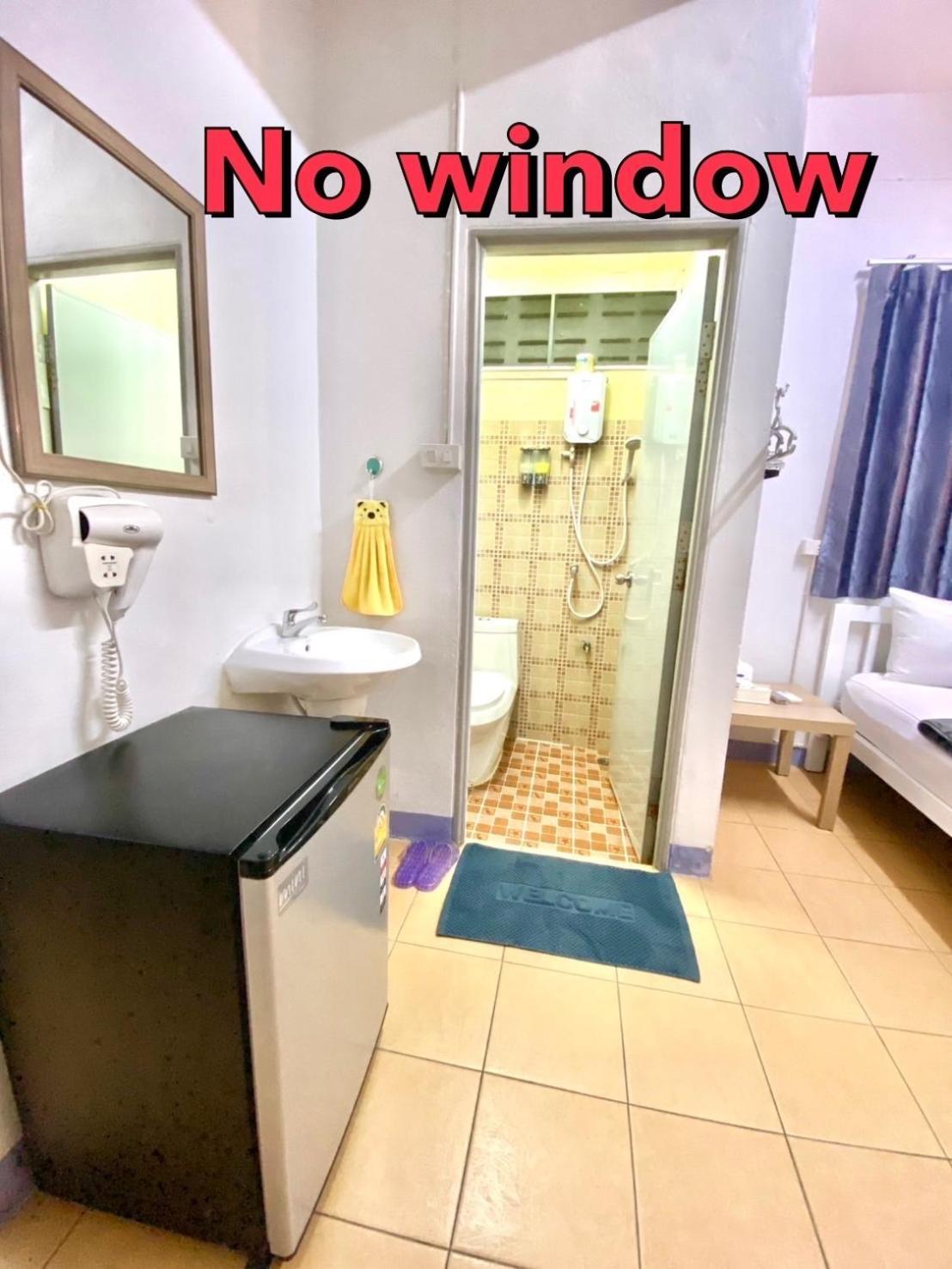 Dragon XIV Hostel Bangkok Ngoại thất bức ảnh
