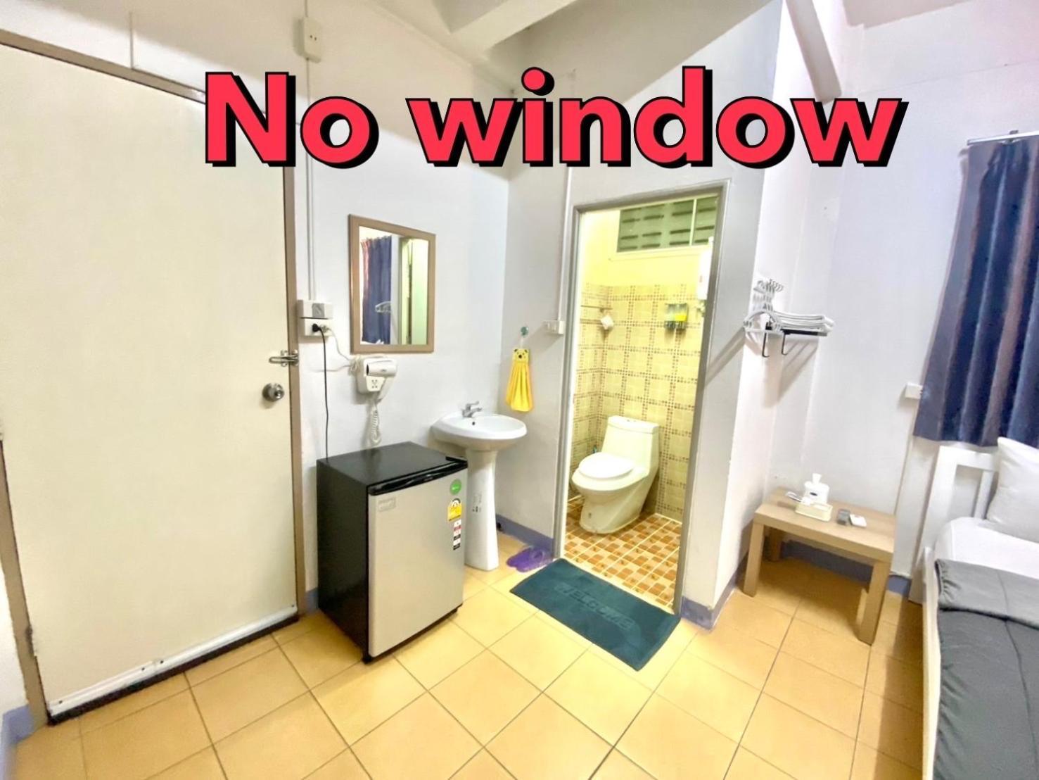 Dragon XIV Hostel Bangkok Ngoại thất bức ảnh